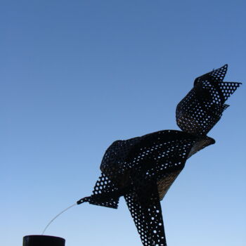 Skulptur mit dem Titel "kings leak" von Alberto Kissola, Original-Kunstwerk, Metalle