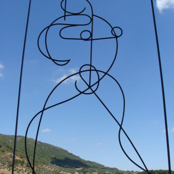 Sculptuur getiteld "bailarina" door Alberto Kissola, Origineel Kunstwerk, Metalen