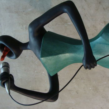 Escultura intitulada "tina2" por Alberto Kissola, Obras de arte originais, Resina