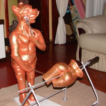 Escultura intitulada "Porquinha carnívora" por Alceo Luiz De Costa Dcosta, Obras de arte originais