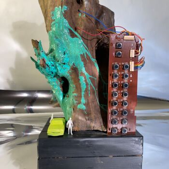 Скульптура под названием "S-02 - IN THE MIDDL…" - Aleks Rosenberg, Подлинное произведение искусства, Дерево