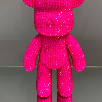 Скульптура под названием "Pink crystal bearbr…" - Aleksandra H, Подлинное произведение искусства, Мозаика