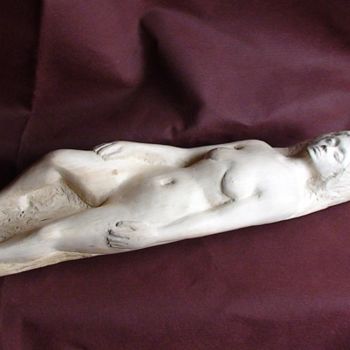 Scultura intitolato "Sleeping beauty" da Aleksandar Srb, Opera d'arte originale, Legno