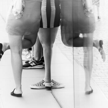 Photographie intitulée "Legs" par Alen Gurovic, Œuvre d'art originale, Photographie numérique