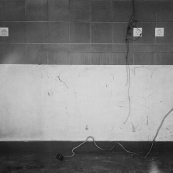 Photographie intitulée "Disconnected" par Alen Gurovic, Œuvre d'art originale, Photographie non manipulée