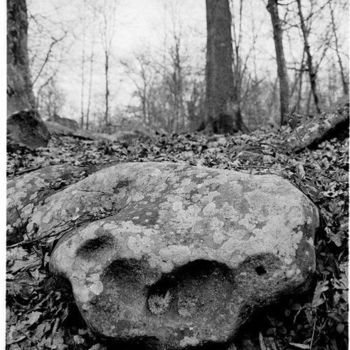 Photographie intitulée "La grosse pierre" par Jean-Louis Alessandri, Œuvre d'art originale