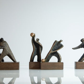 Sculpture titled "Спорсмены/Athletes" by Aleksandr Perminov, Original Artwork, Bronze