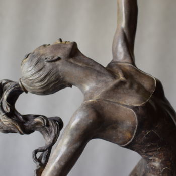 Skulptur mit dem Titel "Expression" von Alexandr Karat, Original-Kunstwerk, Bronze