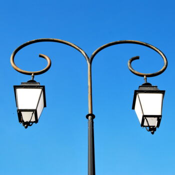Fotografie mit dem Titel "LAMPADAIRES" von Alexandre Pons, Original-Kunstwerk