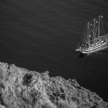 摄影 标题为“The old boat” 由Alexis Maniatis, 原创艺术品, 数码摄影