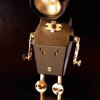 Design intitulée "Robot lámpara de re…" par Alfredo Blasco Nuin, Œuvre d'art originale, Luminaire