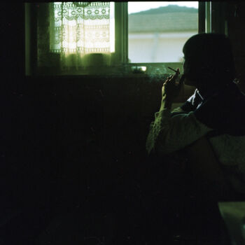 "Waiting" başlıklı Fotoğraf Alice Brizzi tarafından, Orijinal sanat, Analog Fotoğrafçılık