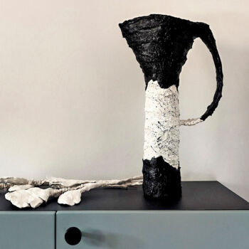Sculpture titled "VASE" by Alina Veinkrot, Original Artwork, Ceramics