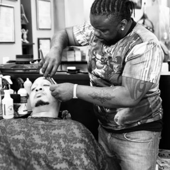 Fotografia intitolato "Barber Shop" da Aline Gerard, Opera d'arte originale, Fotografia digitale