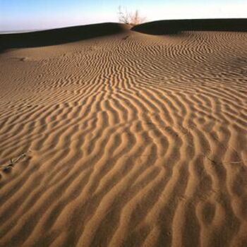 Photographie intitulée "Désert de kevir" par Alireza Firouzi, Œuvre d'art originale