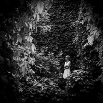 Photographie intitulée "The Lost Soul" par Alis La Luna, Œuvre d'art originale