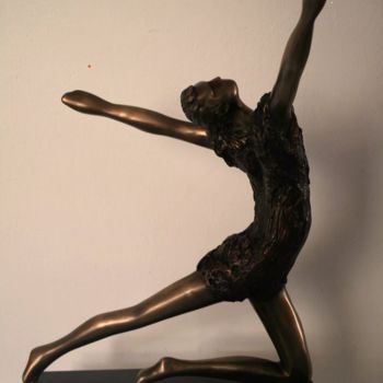 Skulptur mit dem Titel ".jpg" von Ypym Shystyq, Original-Kunstwerk, Metalle