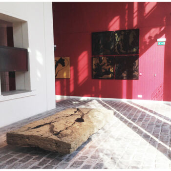 Installation intitulée "View Exhibition Obj…" par Altone Mishino, Œuvre d'art originale