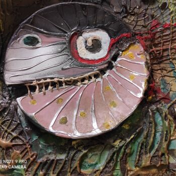 Художественная композиция под названием "Мутация Рыбы "Земля"" - Amber Wangog, Подлинное произведение искусства, Аксессуары