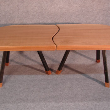 Художественная композиция под названием "Table Design N°10 j…" - Amir Dzafic, Подлинное произведение искусства, Мебель