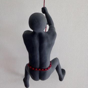 Escultura titulada "Le grimpeur solitai…" por Amlauga, Obra de arte original, Yeso