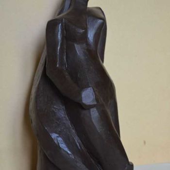 Скульптура под названием "Détente" - Amy Torrilhon, Подлинное произведение искусства, Смола
