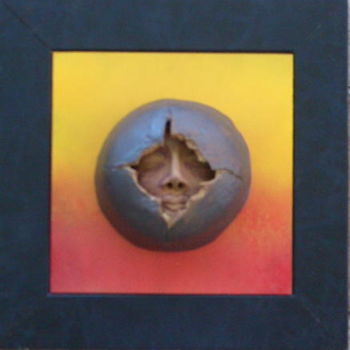 Scultura intitolato "half sphere yellow 2" da Ana Carolina Moreno, Opera d'arte originale