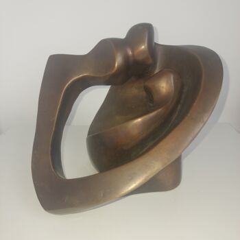 Sculptuur getiteld "Laços do amor" door Anamaria Vieira, Origineel Kunstwerk, Bronzen