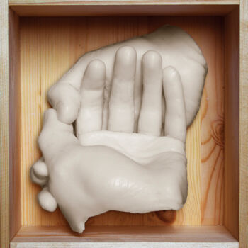 Scultura intitolato "Plaster Hands III" da Ana Sousa Santos, Opera d'arte originale, Gesso Montato su Telaio per barella in…