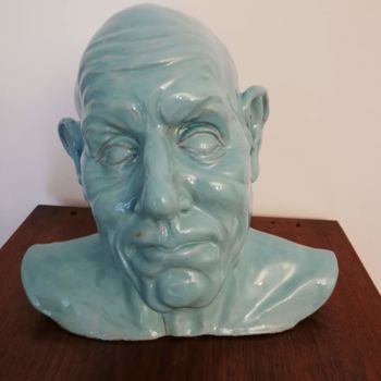 Sculpture titled "Almost smiling" by Andimar, Original Artwork, Clay