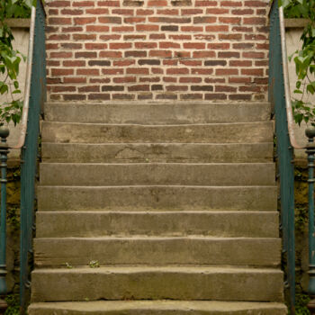 Fotografie getiteld "Escaliers Ivry sur…" door André Boulze, Origineel Kunstwerk