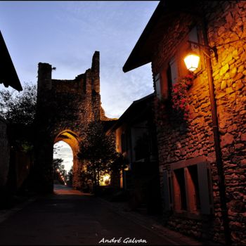 Photography titled "Porte de la cité d'…" by André Galvan, Original Artwork