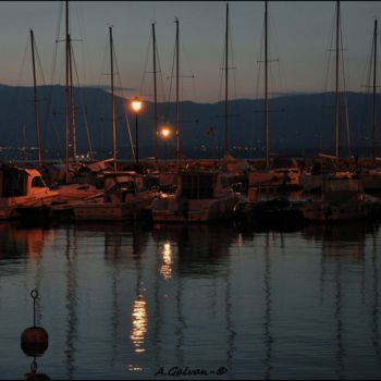 Photographie intitulée "Nocturne au port d'…" par André Galvan, Œuvre d'art originale