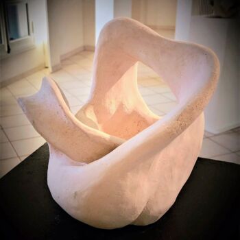 Skulptur mit dem Titel "Être" von Andrea Luna (Lunarte), Original-Kunstwerk, Keramik