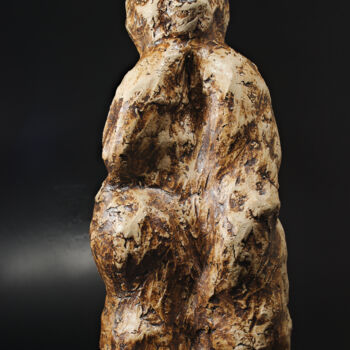 Escultura titulada "Demeter" por Andreas Loeschner-Gornau, Obra de arte original, Piedra