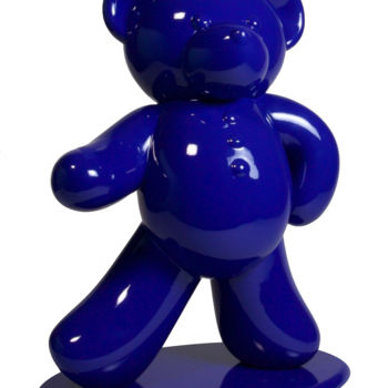 Скульптура под названием "Ours Bleu 45cm Co.…" - Harouna Andre Guillabert Gacko, Подлинное произведение искусства, Смола