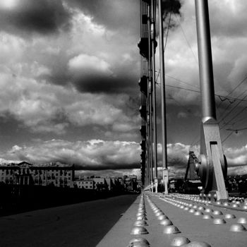 「Мост-4」というタイトルの写真撮影 Andrey Petrosyanによって, オリジナルのアートワーク, デジタル