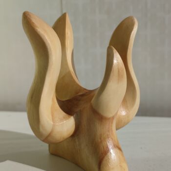 Sculpture intitulée "Hydra" par Andrei Latyshev, Œuvre d'art originale, Bois