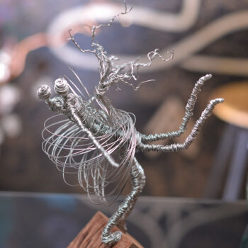 Sculpture titled "The girl with a tre…" by Andruscara Ra, Original Artwork, Wire