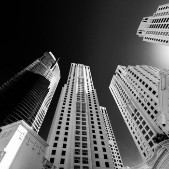 Fotografie mit dem Titel "High rise skyscrape…" von Andy Ridder, Original-Kunstwerk, Digitale Fotografie