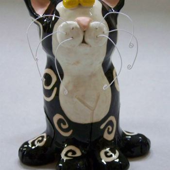 Sculpture titled "Tuxedo Cat Sculptur…" by Suzanne Noll, Original Artwork, Ceramics