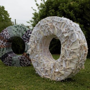 Sculpture intitulée "Roues solaires" par Anka Girls, Œuvre d'art originale, Tissu