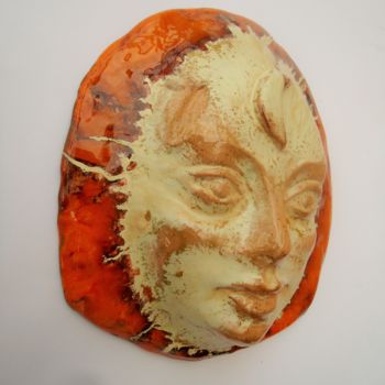 Скульптура под названием "Face of the Sun. Ce…" - Anna Al, Подлинное произведение искусства, Керамика