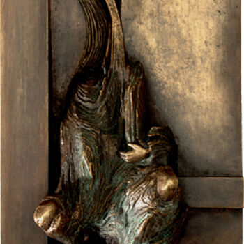 Sculpture titled ""Madonna Ekologiczn…" by Anna Wątróbska, Original Artwork, Bronze