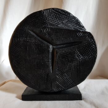 Скульптура под названием "Moon grid" - Annbo, Подлинное произведение искусства, Дерево