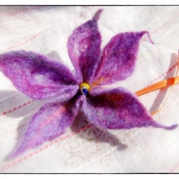 Artesanato intitulada "Flower lilas" por Anni Boreiko, Obras de arte originais