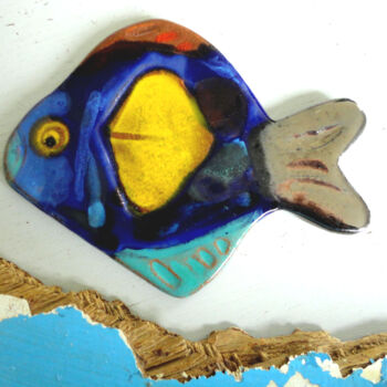 Escultura intitulada "poisson en faïence…" por Anne Cabon, Obras de arte originais, Argila