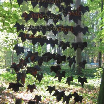 Installation intitulée "ombres d'automne" par Anne Sarda, Œuvre d'art originale