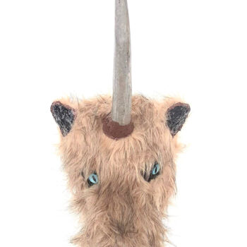 Sculpture intitulée "Horned Beast/Animal…" par Anthony Saldivar, Œuvre d'art originale, Fibre Textile