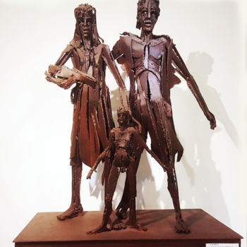 Escultura titulada "" LA FAMILLE "" por Antoine Berbari, Obra de arte original, Metales